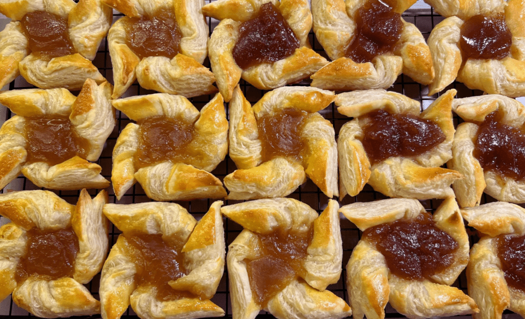 フィンランドのクリスマスタルト「ヨウルトルットゥ」